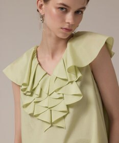 GRACE CONTINENTAL フリルカラートップ ライトグリーン