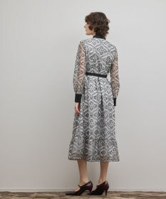 GRACE CONTINENTAL オーナメント刺繍フレアワンピース