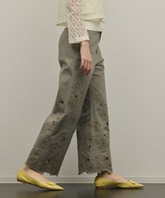 GRACE CONTINENTAL カットワークフレアパンツ