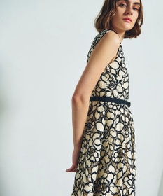 GRACE CONTINENTAL ローズレースドレス