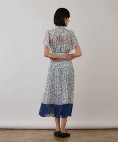 GRACE CONTINENTAL ボウタイプリーツプリントワンピース