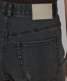 GRACE CONTINENTAL ラインスリムデニムパンツ