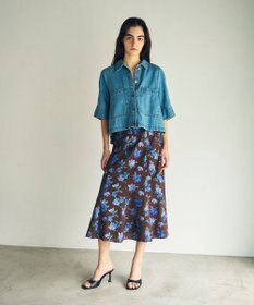 GRACE CONTINENTAL バックタックデニムシャツ