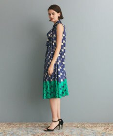 美品✨グレースクラス ボウタイワンピース 膝丈 花柄 ネイビー 36 ハートラインボウタイワンピース / GRACE CONTINENTAL | GRACE