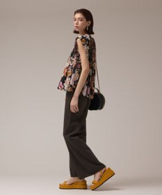 GRACE CONTINENTAL フラワープリントタックブラウス