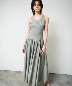 GRACE CONTINENTAL アメスリニットギャザーワンピース