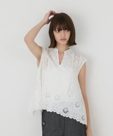 GRACE CONTINENTAL 刺繍スキッパートップ
