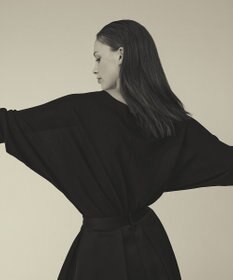 GRACE CONTINENTAL シアードルマントップ