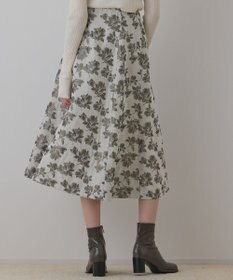 GRACE CONTINENTAL ラメフラワージャガードフレアスカート