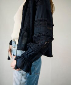 GRACE CONTINENTAL レースパッチブラウス