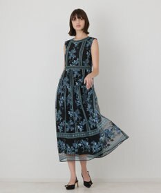 GRACE CONTINENTAL 【イベント店舗・ONLINE STORE先行アイテム】フラワーライン刺繍ドレス
