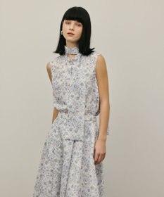 GRACE CONTINENTAL シアーフラワープリントジャガードブラウス