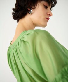 GRACE CONTINENTAL ギャザーカフタントップ