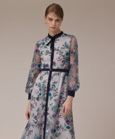 GRACE CONTINENTAL マルチ刺繍フレアワンピース