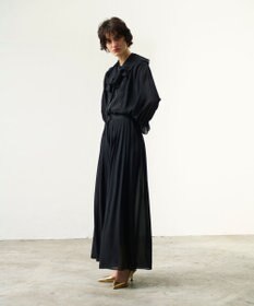 GRACE CONTINENTAL シアープリーツパンツ