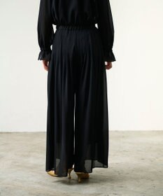 GRACE CONTINENTAL シアープリーツパンツ