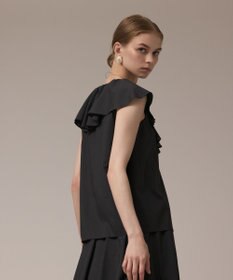 GRACE CONTINENTAL フリルカラートップ