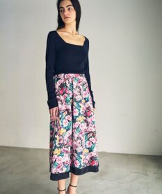 GRACE CONTINENTAL グラデフラワープリントスカート