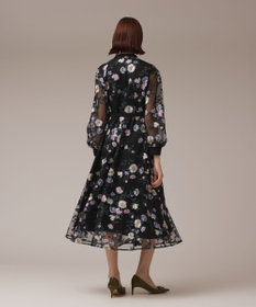 GRACE CONTINENTAL マルチ刺繍フレアワンピース