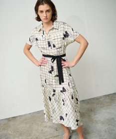 GRACE CONTINENTAL ラインフラワーシャツドレス