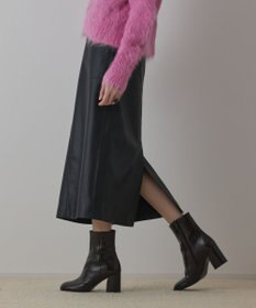 GRACE CONTINENTAL フェイクレザータイトスカート