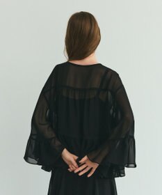 GRACE CONTINENTAL シフォンフリルポンチョ