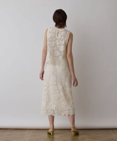 クロシュ刺繍トップ / GRACE CONTINENTAL | GRACE CONTINENTAL