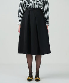 GRACE CONTINENTAL ボリュームサテンタックスカート