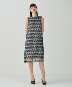 GRACE CONTINENTAL シャイニーリーフembドレス