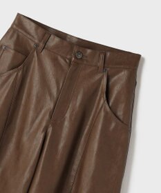 GRACE CONTINENTAL カーブフェイクレザーパンツ