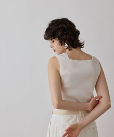 GRACE CONTINENTAL ブライトニットノースリーブ