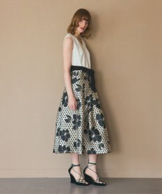 GRACE CONTINENTAL ドットボタニカルジャガードドレス