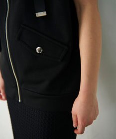 GRACE CONTINENTAL フードノースリーブ トップ