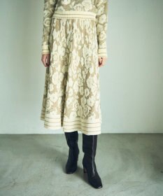 GRACE CONTINENTAL フローラルラメニットスカート