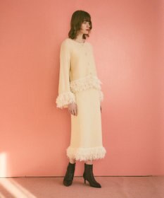 GRACE CONTINENTAL ラメフェザーフリンジスカート