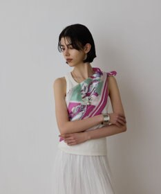 GRACE CONTINENTAL スーヴェニールプリントスカーフ