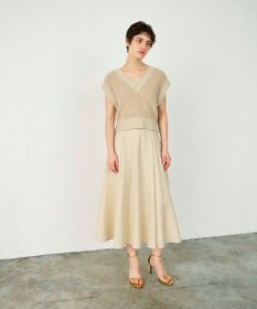 GRACE CONTINENTAL リネンタッチタックフレアスカート