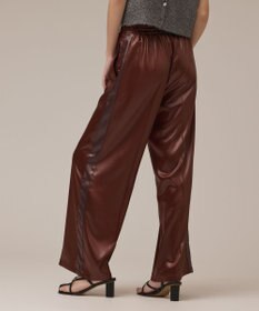 GRACE CONTINENTAL レザーライクパンツ