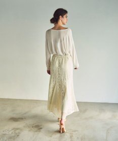 GRACE CONTINENTAL フレア刺繍スカート