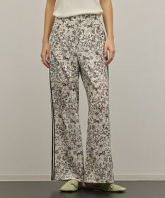 GRACE CONTINENTAL モノトーンフラワープリントパンツ