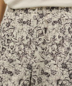 GRACE CONTINENTAL モノトーンフラワープリントパンツ