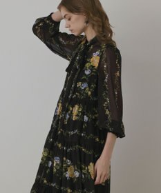 GRACE CONTINENTAL フラワープリントティアードワンピース