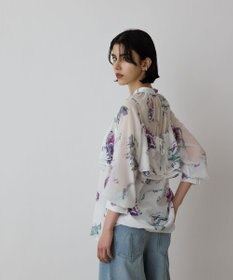 GRACE CONTINENTAL スーヴェニールプリントブラウス