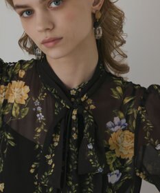 GRACE CONTINENTAL フラワープリントティアードワンピース