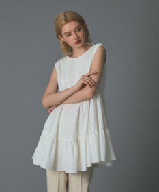 GRACE CONTINENTAL フレア切替カットトップ