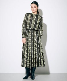 GRACE CONTINENTAL マーガレットプリントスカート