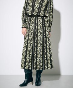 GRACE CONTINENTAL マーガレットプリントスカート