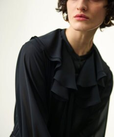 GRACE CONTINENTAL シアーラッフルカラーブラウス