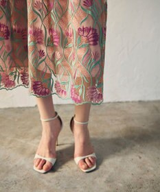 GRACE CONTINENTAL フラワー刺繍チュールスカート