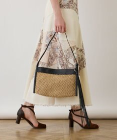 GRACE CONTINENTAL ORSETTOトライアングルバッグ